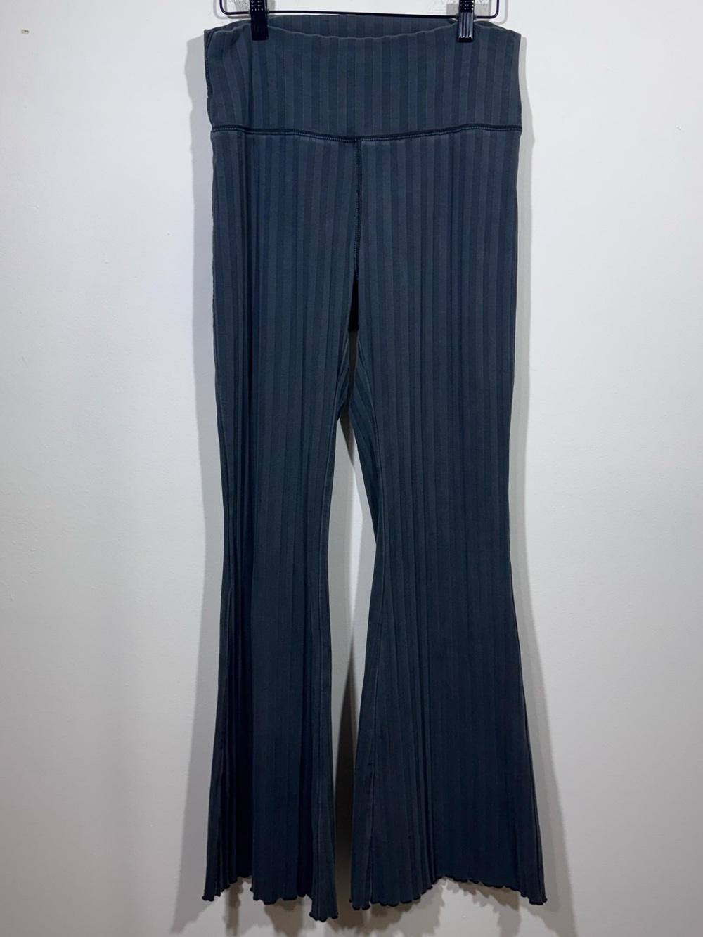 Offline by Aerie OG Flare Gray Ribbed High Waist Leggings Size Large Loungewear
